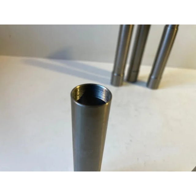 1990s Vintage Minimalist Salt Shakers and Pepper Mill in Stainless Steel, Set of 4 For Sale - Image 5 of 6