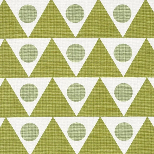 Contemporary Schumacher X Studio Bon Pennant Fabric In Green For Sale - Image 3 of 4