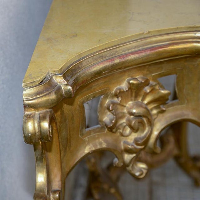 Console Table in Carved and Gilded Wood For Sale - Image 4 of 18