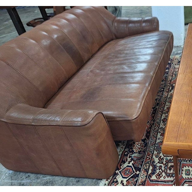 1970s DS44 Three-Seater Sofa in Buffalo Leather from de Sede, 1970s For Sale - Image 5 of 12
