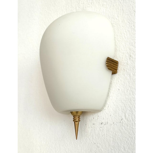 Mid-Century French Minimalist Glass and Brass Wall Sconces, 1950, Set of 2 For Sale - Image 10 of 12