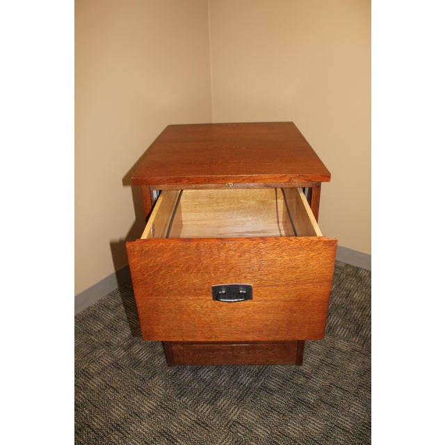 Mission Stickley Mission Collection Oak Two-Drawer File Cabinet For Sale - Image 3 of 5