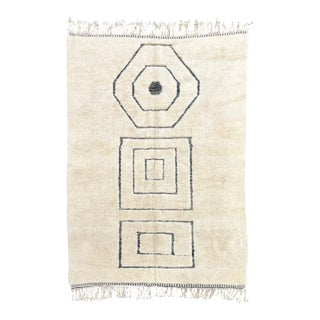 Minimal Moroccan Wool Rug With Graphic Line For Sale