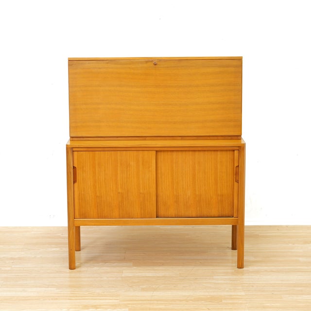1960s Mid Century Teak Secretary Desk by Gordon Russell For Sale - Image 4 of 15