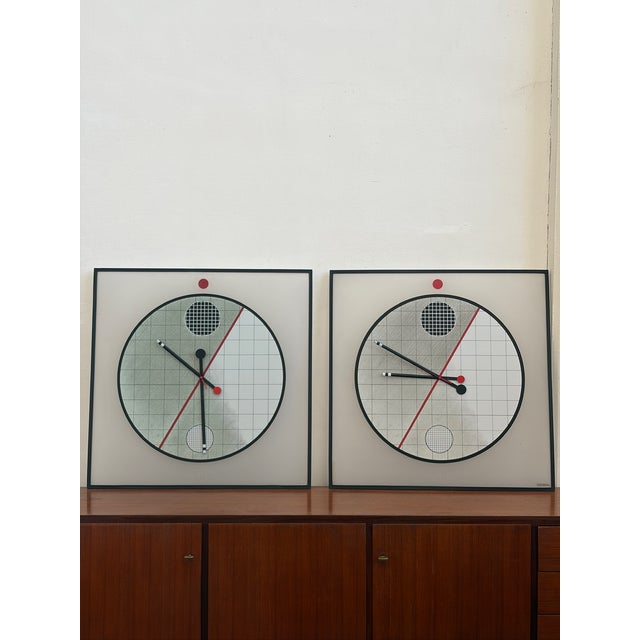 Wall Clocks by Kurt B. Delbanco for Acerbis, 1980s, Set of 2 For Sale - Image 12 of 14