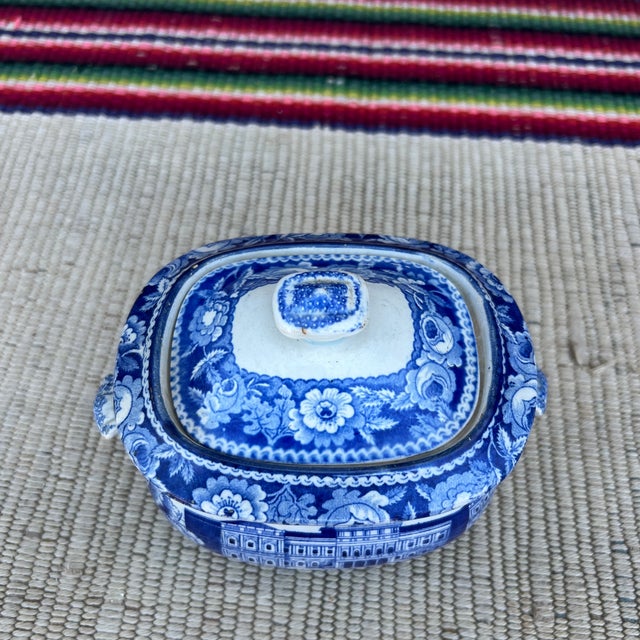 Early 19th Century Antique Historical Blue Staffordshire Sugar Bowl, City Hall New York by Stubbs, Circa 1820 For Sale - Image 5 of 12