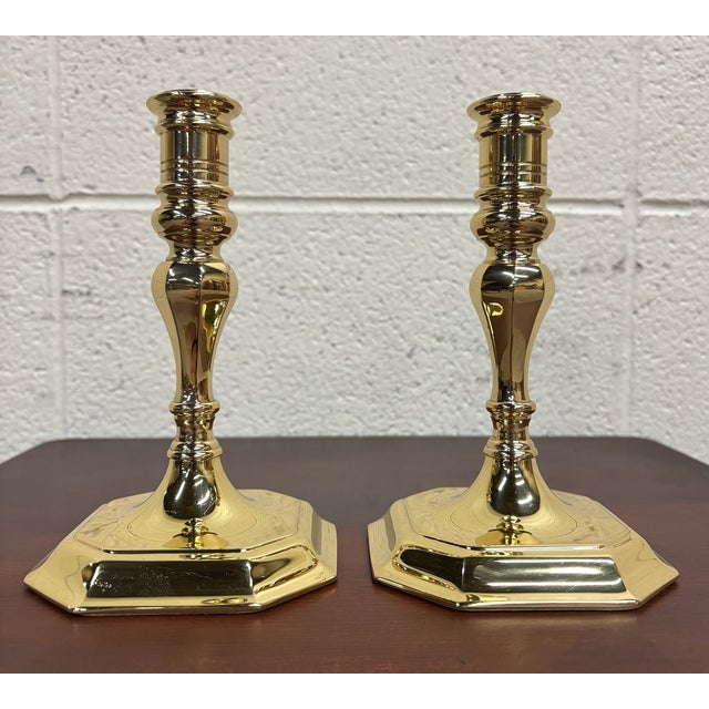 Late 20th Century Vintage Baldwin Solid Brass Colonial Williamsburg / Federal Candlesticks - Pair For Sale - Image 5 of 7
