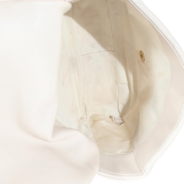 Beige Ivory Shiny Quilted Lambskin Maxi Chanel 19 Flap Bag For Sale - Image 8 of 8