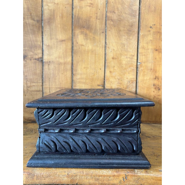 Antique English Oak Box For Sale In Naples, FL - Image 6 of 10