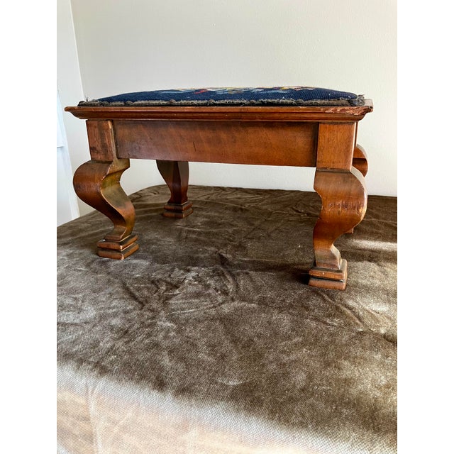 19th Century Antique Walnut Footstool With Floral Needlepoint Cushion For Sale In Milwaukee - Image 6 of 18