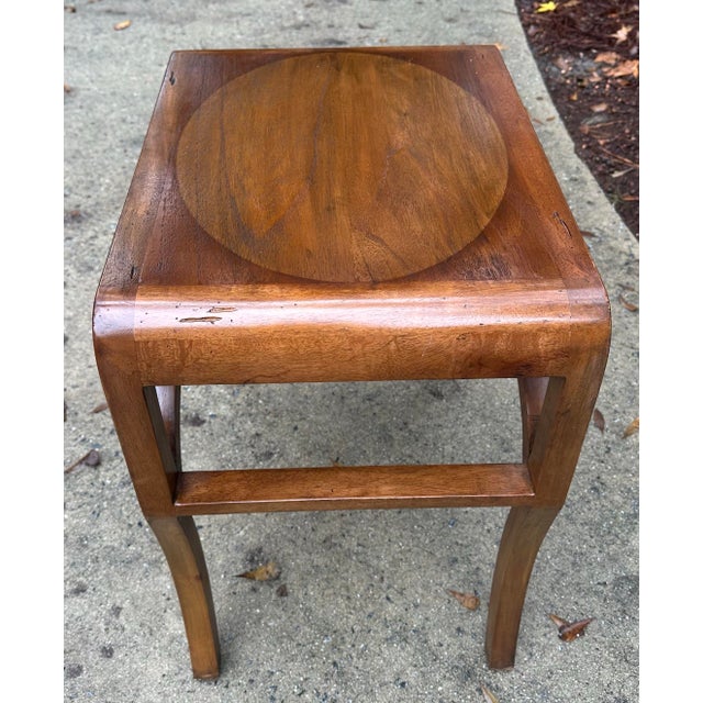 Walnut French Style End Table With Curved Legs and One Drawer For Sale In Savannah - Image 6 of 8