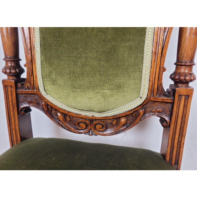 Brown Victorian Oak Upholstered Hall Chair with Foliate Carvings, 1900s For Sale - Image 8 of 18
