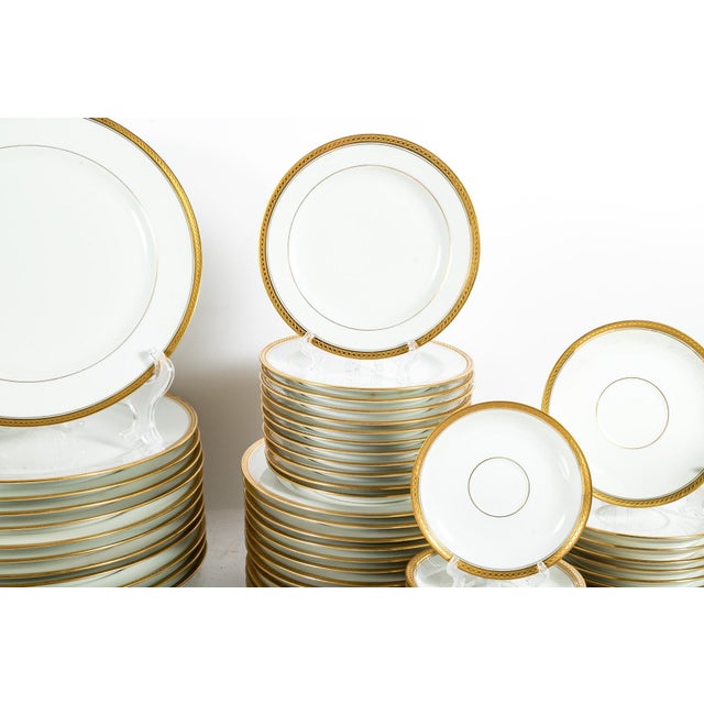 Haviland & Co. Vintage Haviland Limoges Marquis French Porcelain Dinnerware China Set With Serving Pieces—74 Pieces For Sale - Image 4 of 12