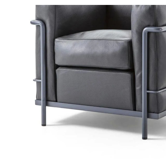 Set of High Comfort Armchair by Le Corbusier For Sale - Image 6 of 8