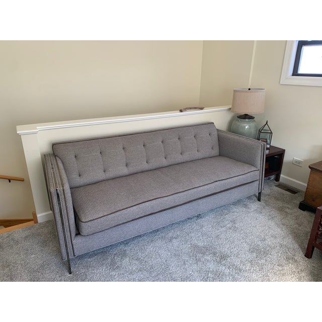 Contemporary Modern Designer Gray Leather & Woven Sofa – Caracole For Sale In Chicago - Image 6 of 7