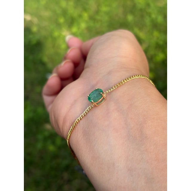 Not Yet Made - Made To Order 1.53ct Oval Prong Set Emerald Solitaire Chain Bracelet in 14k Yellow Gold For Sale - Image 5 of 14