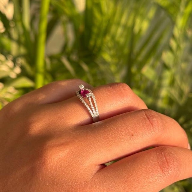 Natural Ruby & Diamond Split Shank Bypass Ring Size 4 in 14k White Gold For Sale In New York - Image 6 of 16