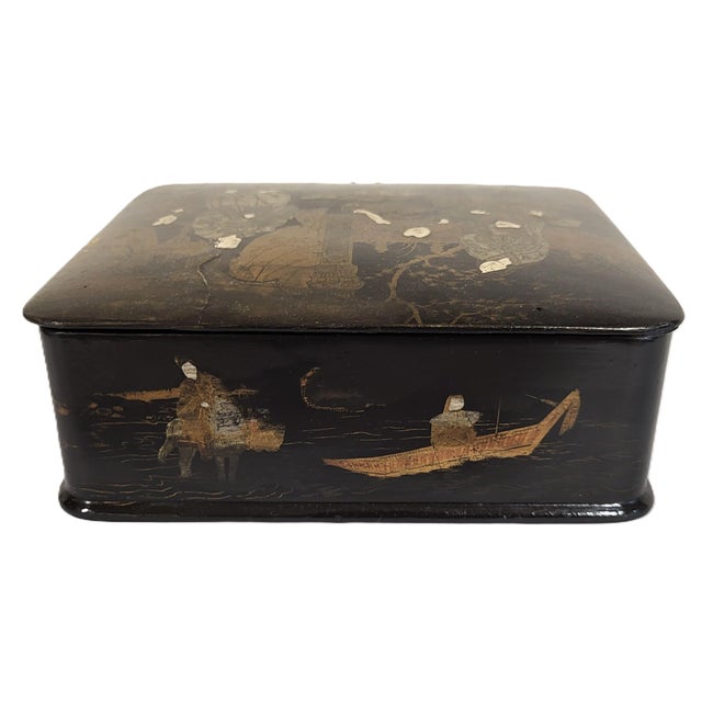 Black Antique Japanese Black Lacquered Chinoiserie Gilt Painted Jewelry Box For Sale - Image 8 of 16