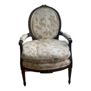 Vintage Louis XVI–Style Upholstered Armchair – Carved Wood, French Fauteuil, Neutral Botanical Fabric For Sale
