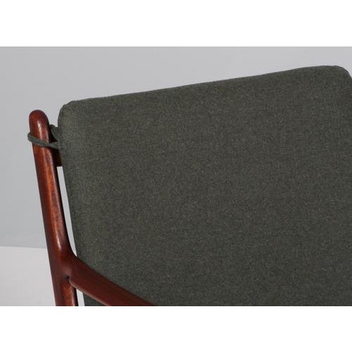 Ole Wanscher PJ112 Lounge Chairs in Mahogany & Green Wool from Ole Wanscher, 1960s For Sale - Image 4 of 7