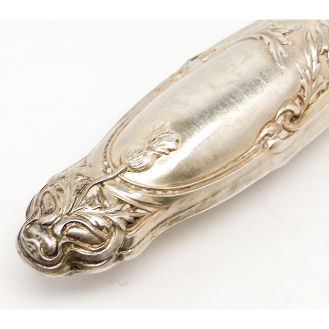 Eclectic Silver Plated Cake Shoulder, 1900s For Sale - Image 3 of 11
