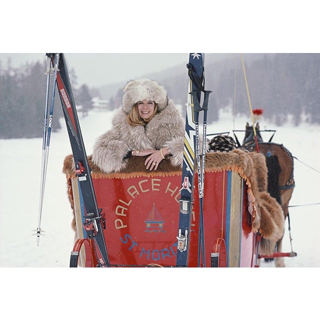 Mid-Century Modern Slim Aarons, Slim Aarons, Skiing in St Moritz, Limited Edition Estate Stamped Photographic Print, 1970s For Sale - Image 3 of 3