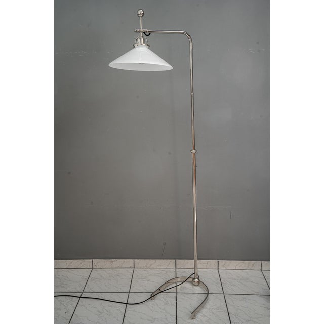 New nickel - plated The height is adjustable from 152cm up to 195cm European Plug (up to 250V).The wiring of this item may...