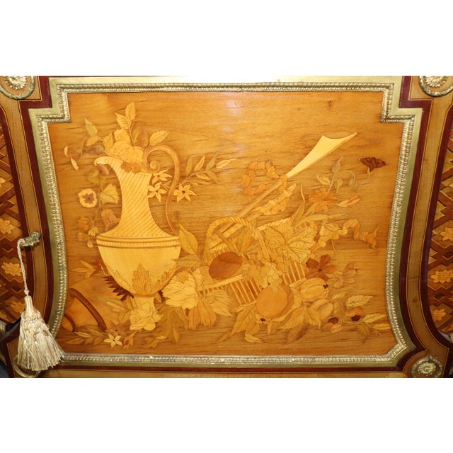 Fine Quality Bronze Mounted Inlaid Marble Top Commode Manner Jean Henri Riesner For Sale - Image 11 of 17