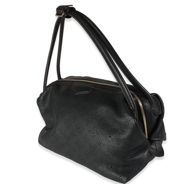 Item #: 141146 Exterior Material (Specific): Mahina MSRP: 3,400 Interior Material: Microfiber Size: PM Features Interior:...