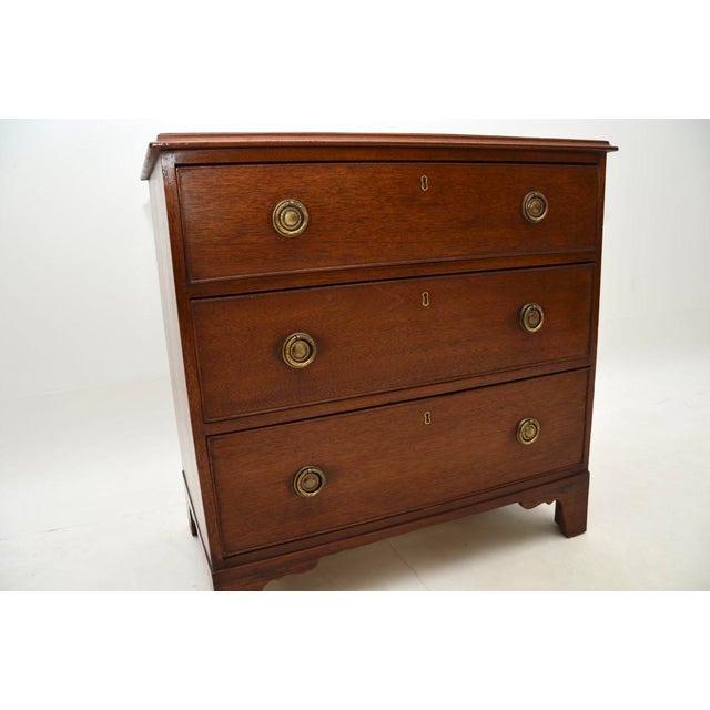 Brown Georgian Chest of Drawers, 1790s For Sale - Image 8 of 10