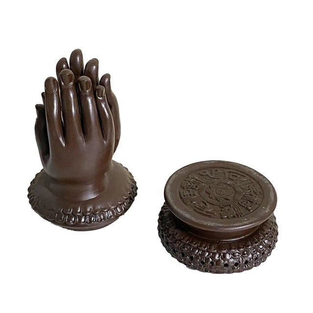 2000 - 2009 Chinoiserie Large Ceramic Buddha Hands Sculpture Incense Burner For Sale - Image 5 of 8