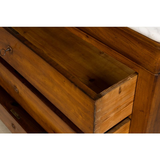Wood 19th Century French Louis Philippe Walnut Chest of Drawers W/ Carrara Marble For Sale - Image 7 of 18