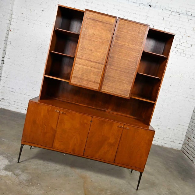 Mid-Century Modern 2-Piece China Hutch Cabinet Buffet by Heywood Wakefield for Contessa Collection For Sale - Image 6 of 13
