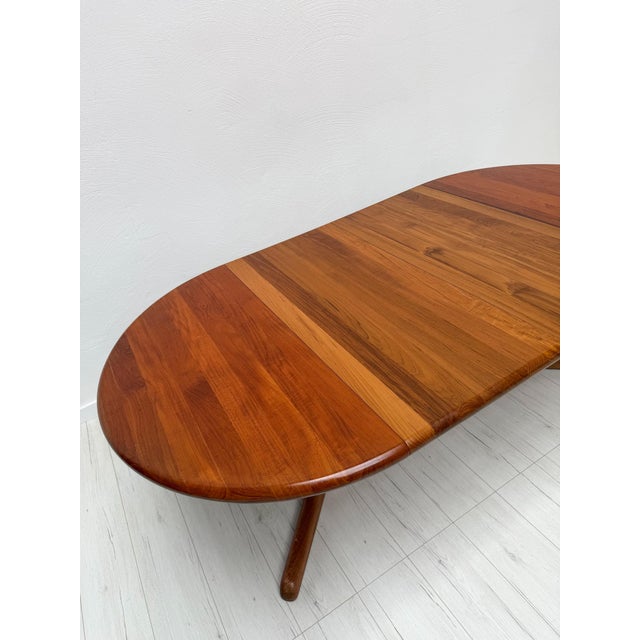 Vintage Danish Round Teak Extendable Dining Table by Langeskov Møbelfabrik, 1970s For Sale - Image 6 of 9