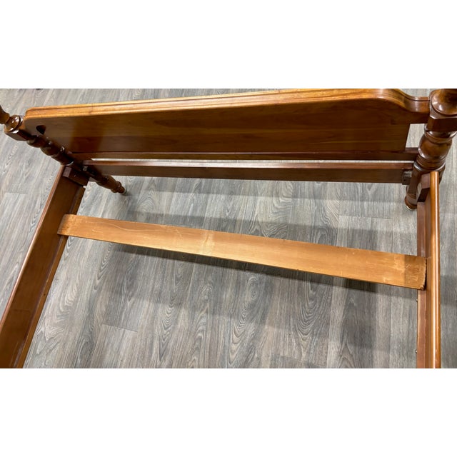 Vintage Full Size Traditional Colonial Style Low Poster Bed For Sale - Image 10 of 12