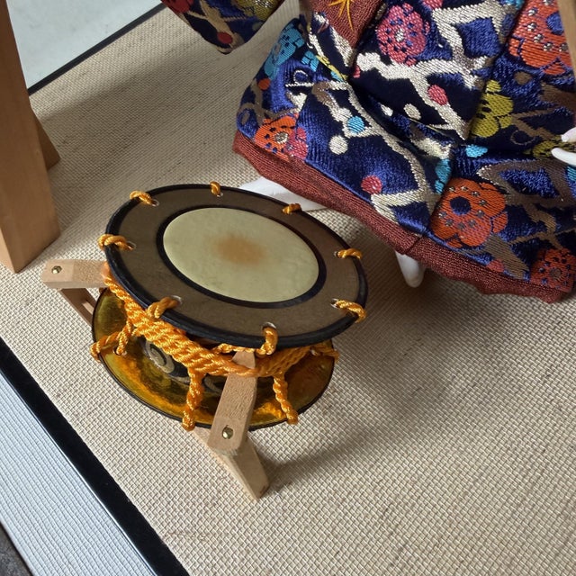 Japanese Ichimatsu Dolls in Glass Display Case, 1970s, Set of 3 For Sale - Image 11 of 15