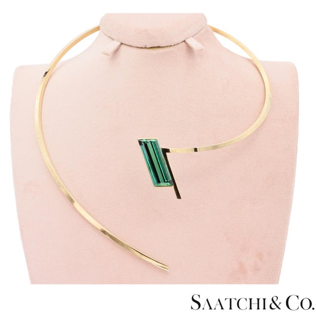 Green 18k (750) Yellow Gold Stylish Tourmaline Necklace For Sale - Image 8 of 14
