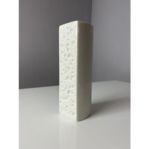 This vase by Winterling is an elegant example of Bavarian porcelain craftsmanship, distinguished by its exceptionally...