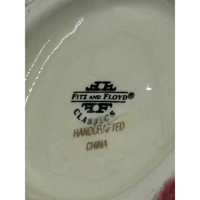 Tulip Creamer by Fitz and Floyd is a part of the Tulip Swan collection of 1995-1998. Made of earthenware and Handpainted,...