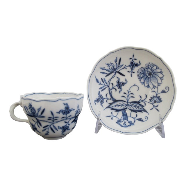Meissen Blue Onion Porcelain Scallop Rim Coffee Cup & Saucer For Sale