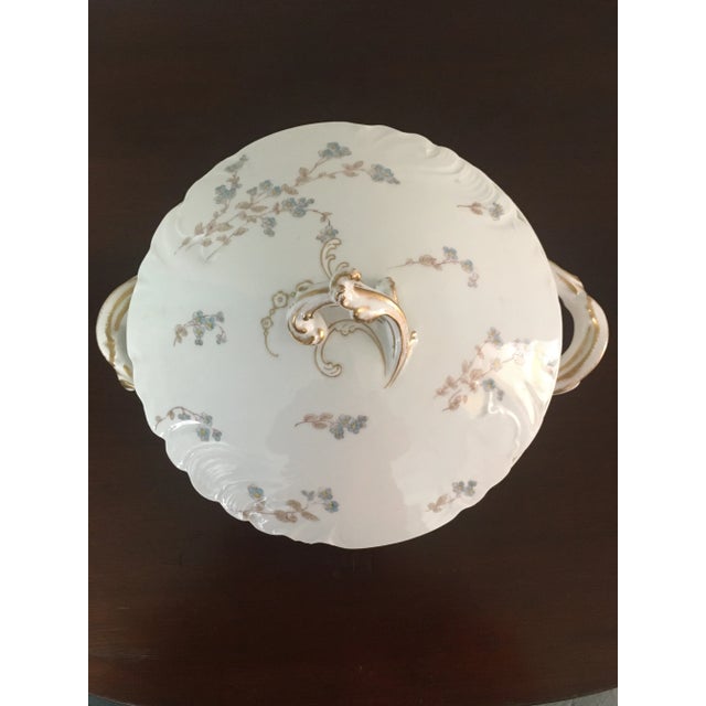 French Country Antique Limoges Haviland Covered Vegetable Bowl For Sale - Image 3 of 7