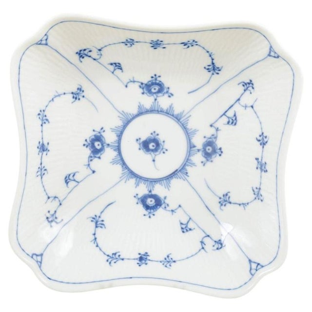 1980s Vintage Square Porcelain Serving Bowl by Royal Copenhagen, 1980s For Sale - Image 5 of 5