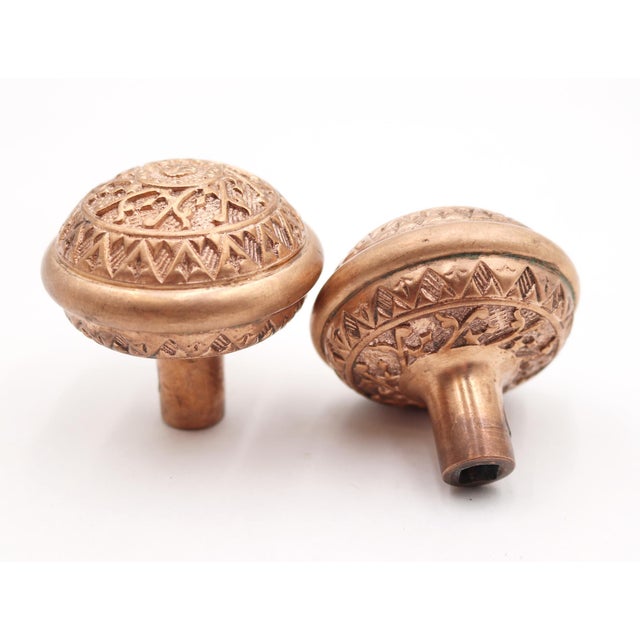 Early 20th Century Vernacular Reading Windsor Brass Passage Door Knob Set For Sale - Image 6 of 7