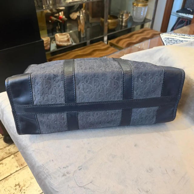 Animal Skin 80s Vintage Christian Dior Trotter Gray Nubuck and Black Leather Boston Hand-Bag For Sale - Image 7 of 18