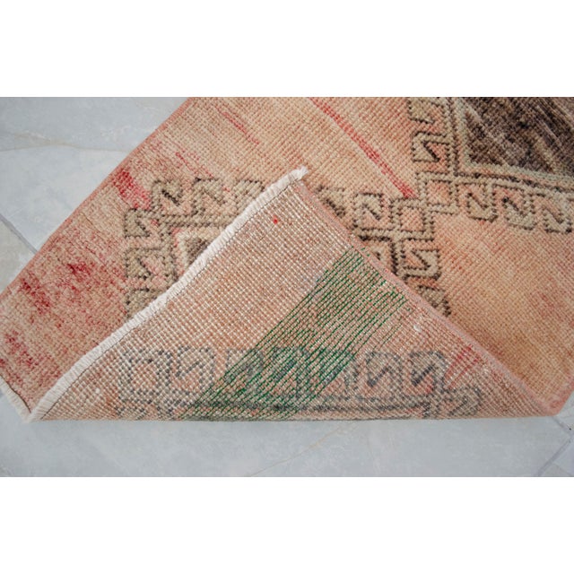 Pink 1970s Vintage Hand Knotted Small Rug For Sale - Image 8 of 8