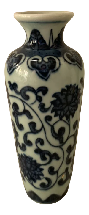 Blue & White Porcelain Floral Chinoiserie Vase