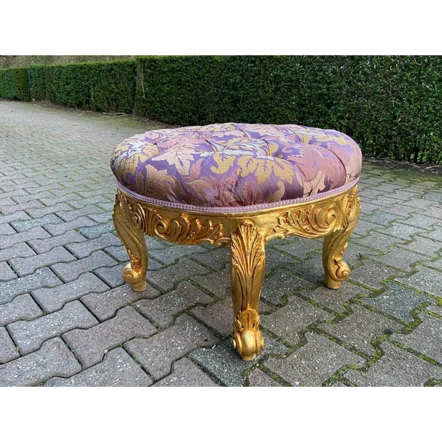1990s French Louis XVI Gilded Beechwood Bench Purple Damask For Sale - Image 9 of 10
