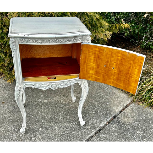 Antique French Style Carved Table/Nightstand in Distressed Antique White Finish For Sale In Philadelphia - Image 6 of 13