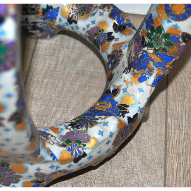 1930s Imari Gilt Ceramic Barrel Stool With Japanese Oiran Courtesans For Sale - Image 11 of 12