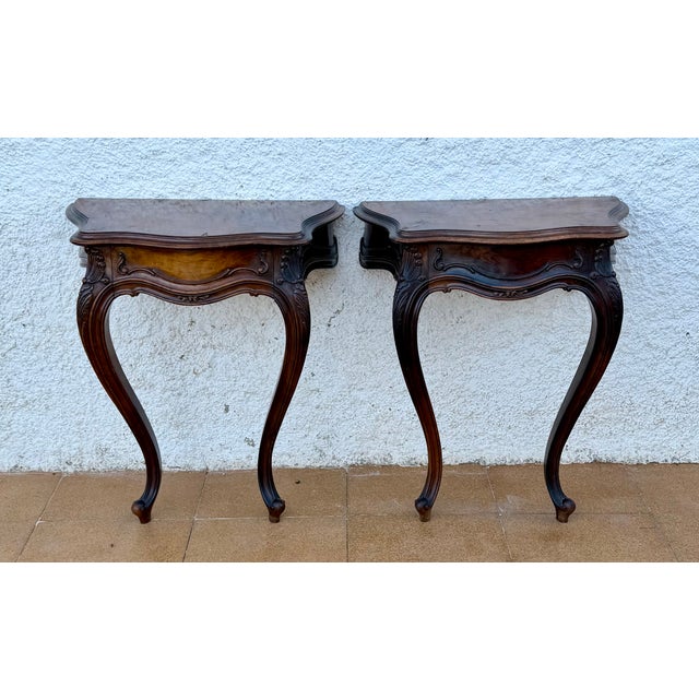 French Louis XV Style Walnut Wall-Mounted Bedside Tables, 1930, Set of 2 For Sale - Image 3 of 16